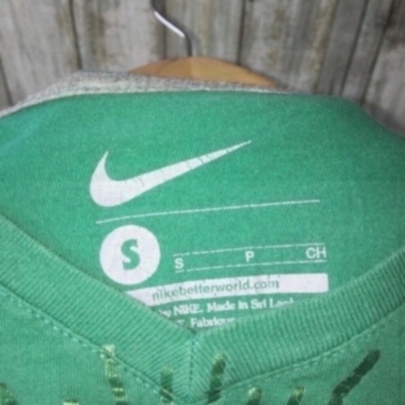 Nike Kids Undefeated Tee - Picture 3 of 3